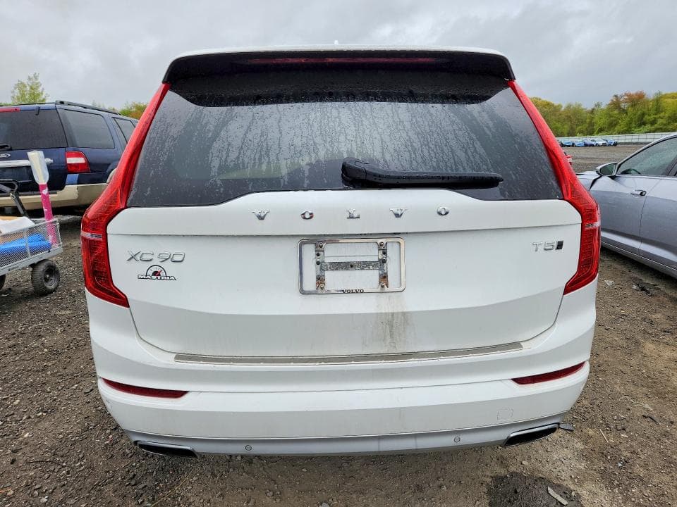 2020 VOLVO XC90 T5 MOMENTUM T5 MOMENTUM 7
