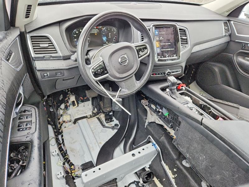 2020 VOLVO XC90 T5 MOMENTUM T5 MOMENTUM 9