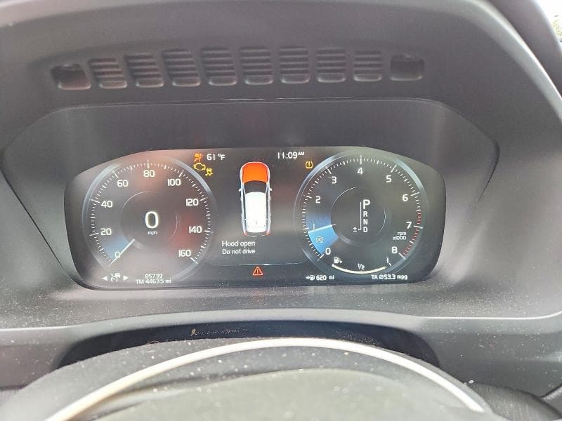 2020 VOLVO XC90 T5 MOMENTUM T5 MOMENTUM 10