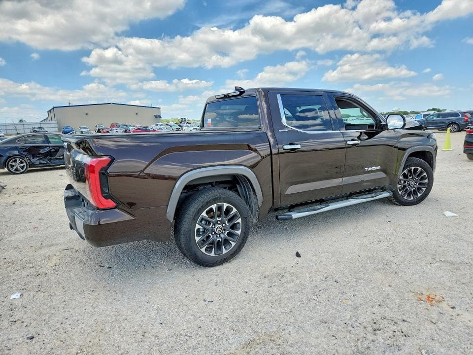 2023 TOYOTA TUNDRA CREWMAX LIMITED 3