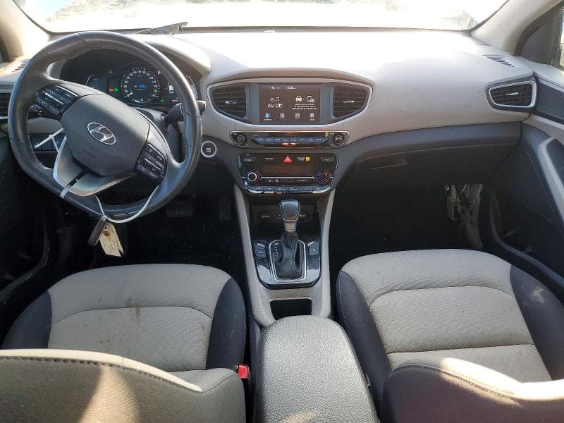 2017 HYUNDAI IONIQ HYBRID SEL 8