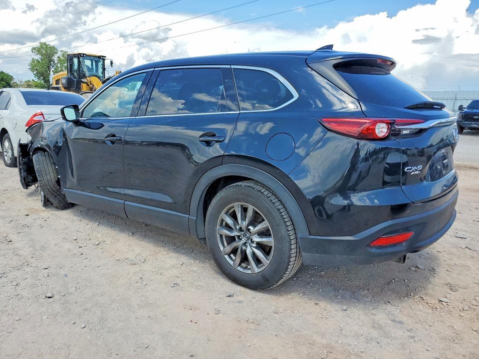 2016 MAZDA CX-9 TOURING 2