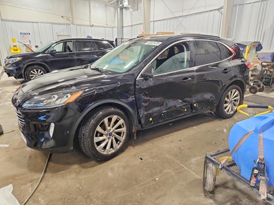 2022 FORD ESCAPE TITANIUM 1