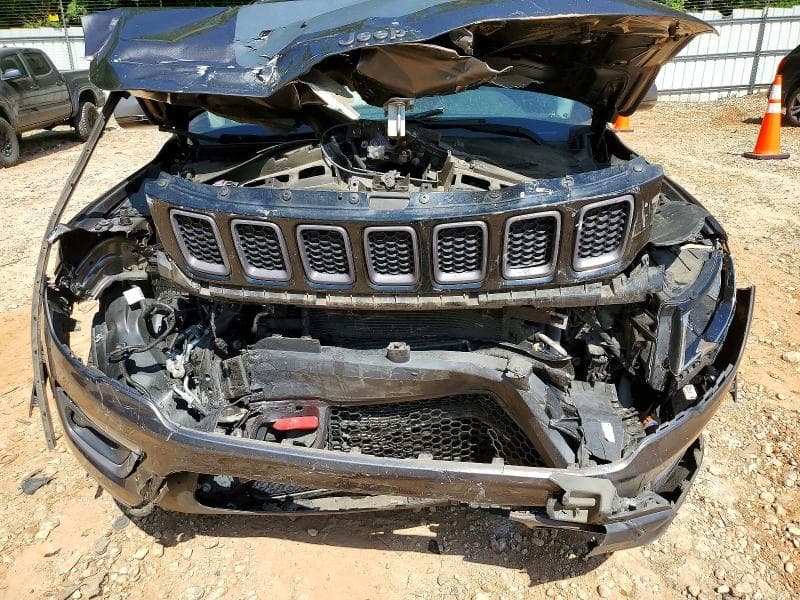 2019 JEEP COMPASS TRAILHAWK 12