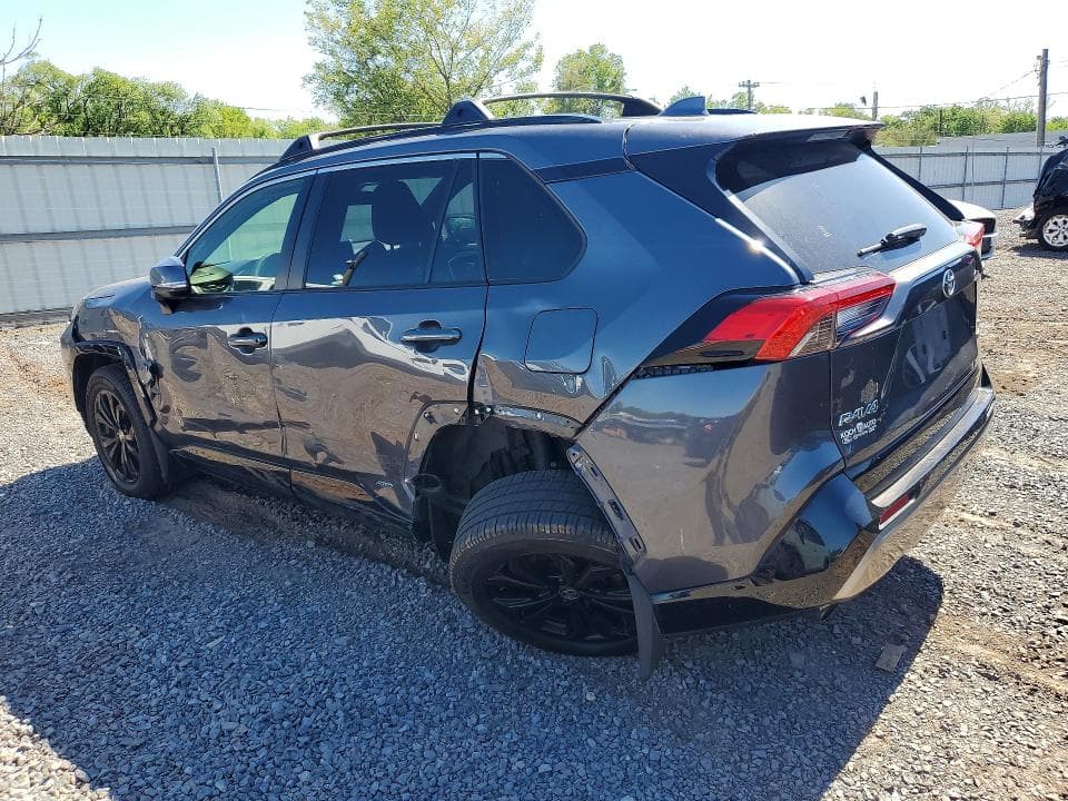 2023 TOYOTA RAV4 SE 2