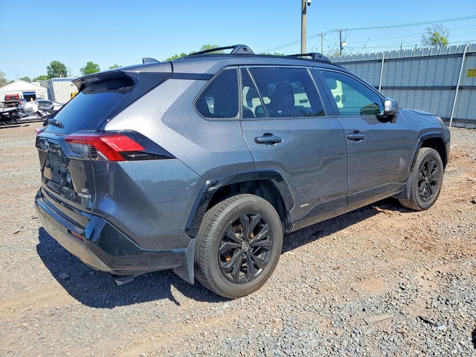 2023 TOYOTA RAV4 SE 3