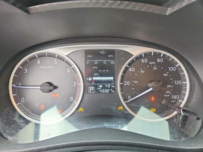 2021 NISSAN VERSA S S 9