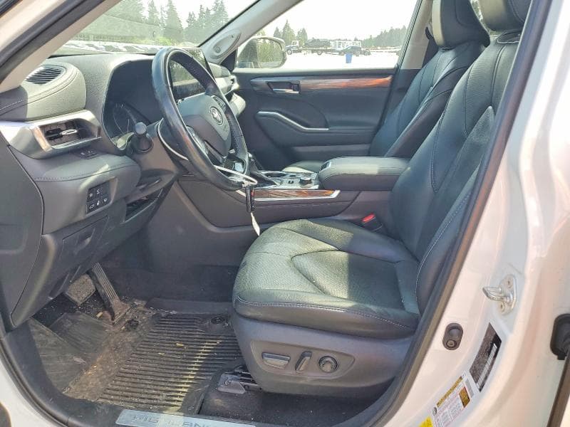 2021 TOYOTA HIGHLANDER LIMITED 7