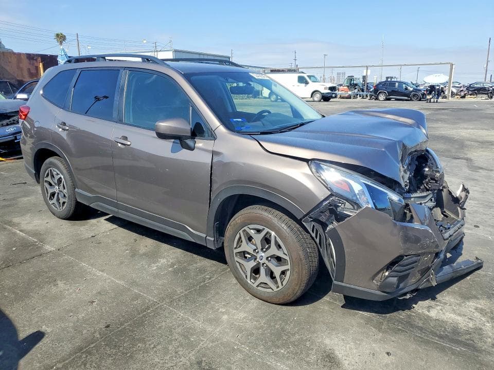 2023 SUBARU FORESTER PREMIUM 4