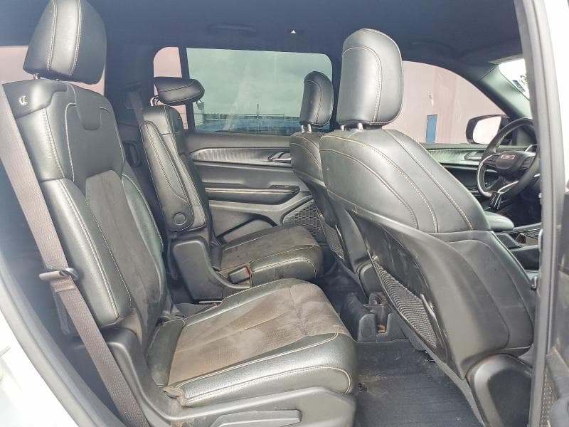 2023 JEEP GRAND CHEROKEE L LAREDO 11