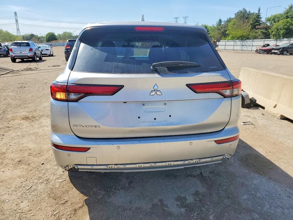 2022 MITSUBISHI OUTLANDER ES 6