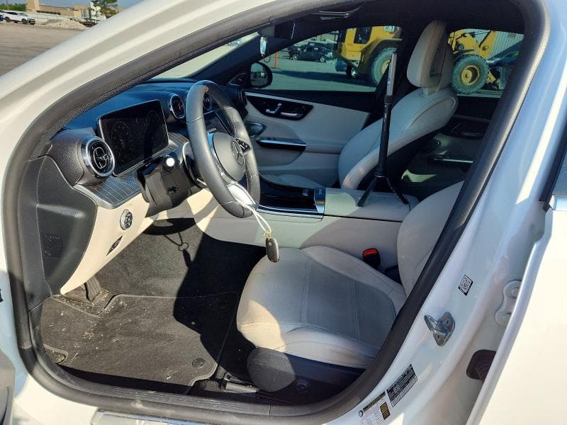 2024 MERCEDES-BENZ C 300 7