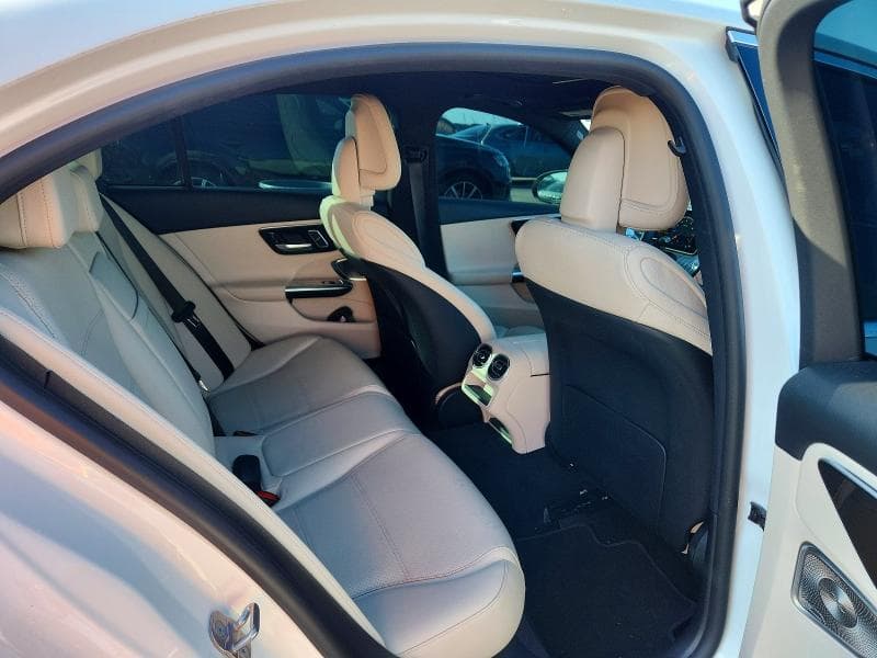 2024 MERCEDES-BENZ C 300 10