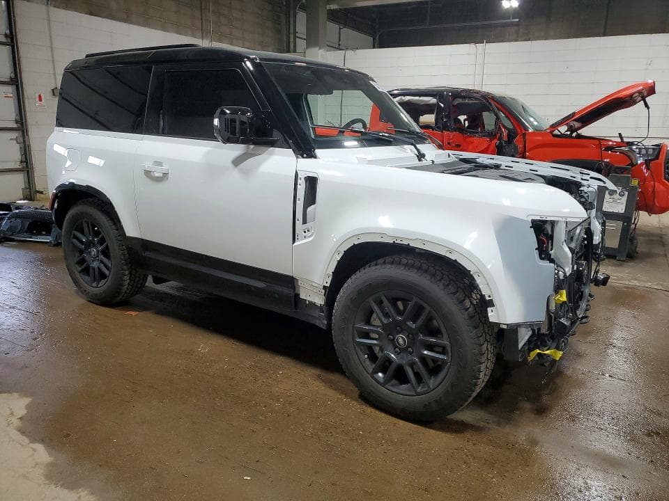 2025 LAND ROVER DEFENDER 90 X-DYNAMIC SE 4