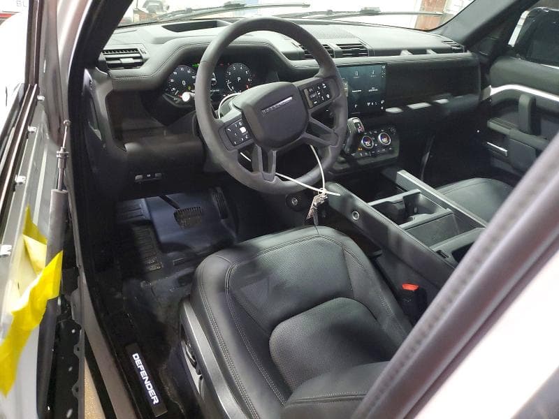 2025 LAND ROVER DEFENDER 90 X-DYNAMIC SE 8