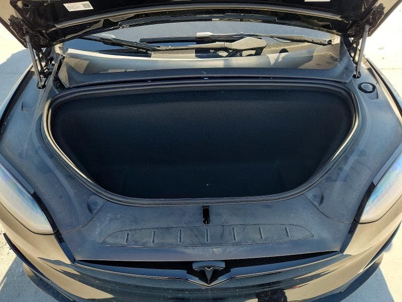 2026 TESLA MODEL X 11