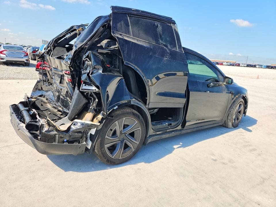 2026 TESLA MODEL X 3