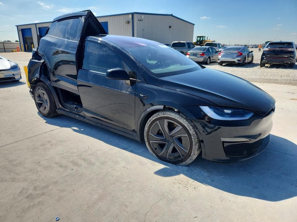 2026 TESLA MODEL X 4
