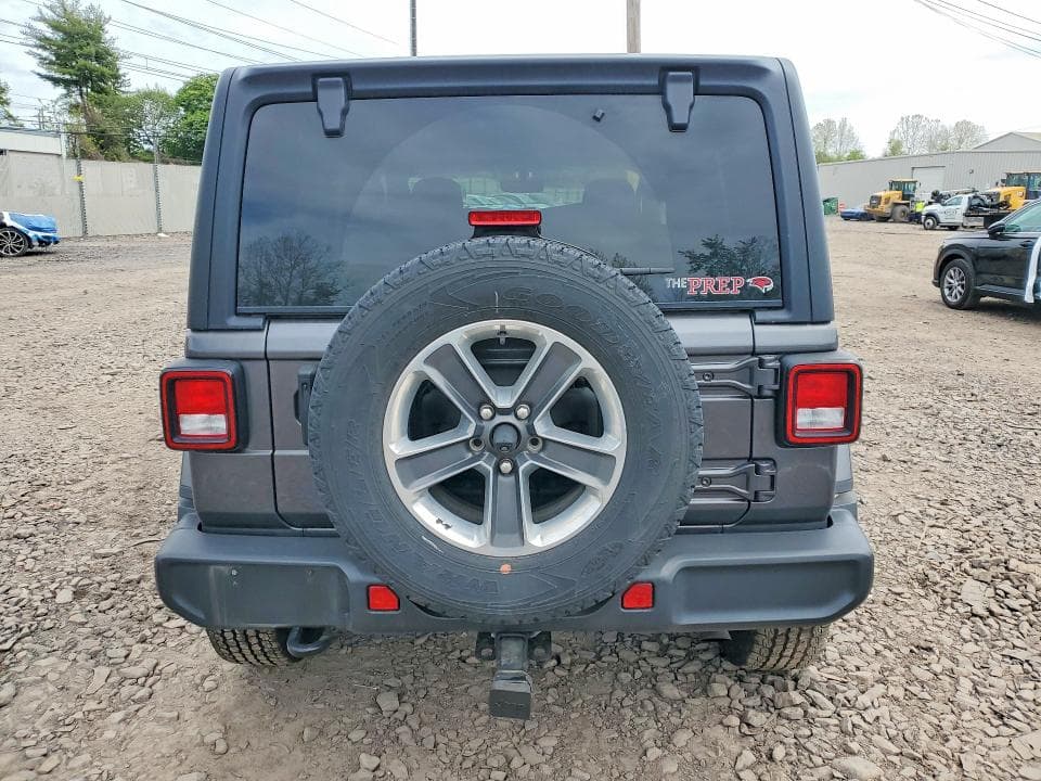 2022 JEEP WRANGLER UNLIMITED SAHARA 6