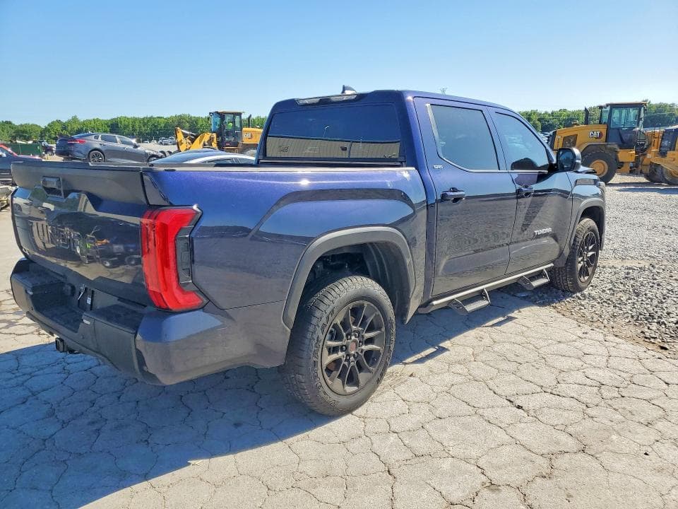 2026 TOYOTA TUNDRA SR5 3