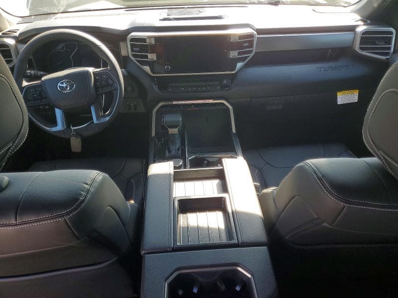 2026 TOYOTA TUNDRA SR5 8