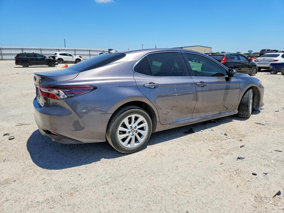 2024 TOYOTA CAMRY LE 3