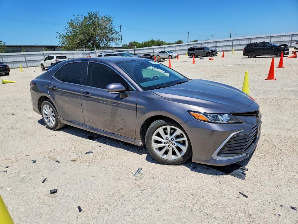 2024 TOYOTA CAMRY LE 4