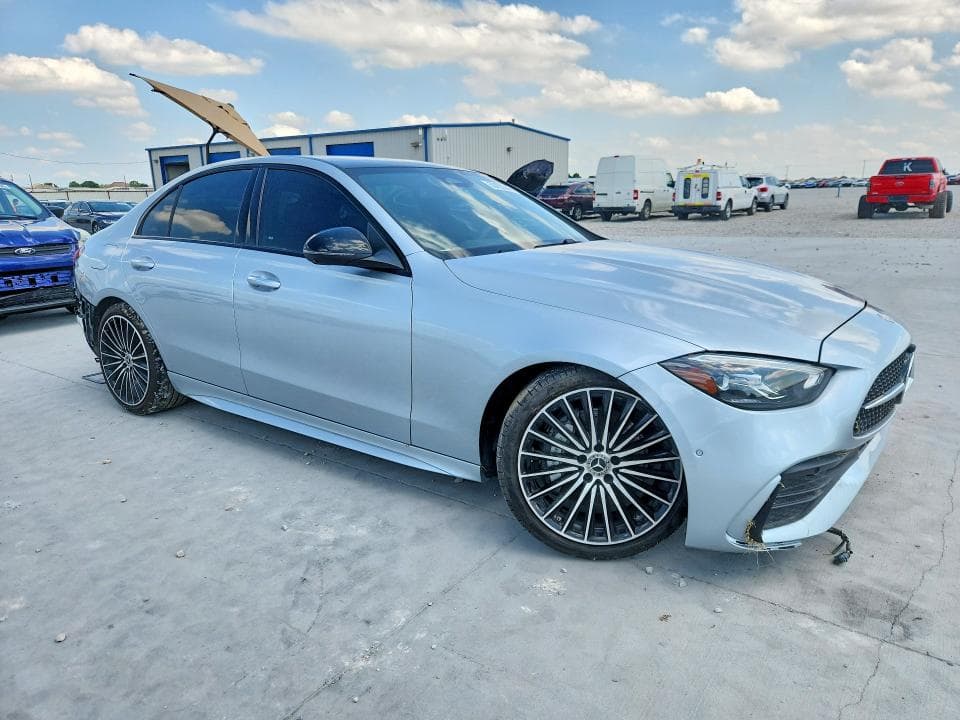 2025 MERCEDES-BENZ C 300 300 4