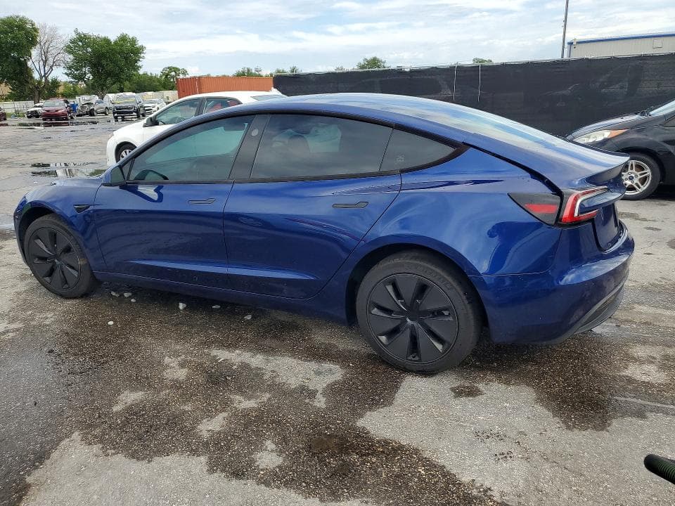 2025 TESLA MODEL 3 2