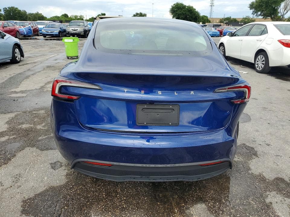 2025 TESLA MODEL 3 6