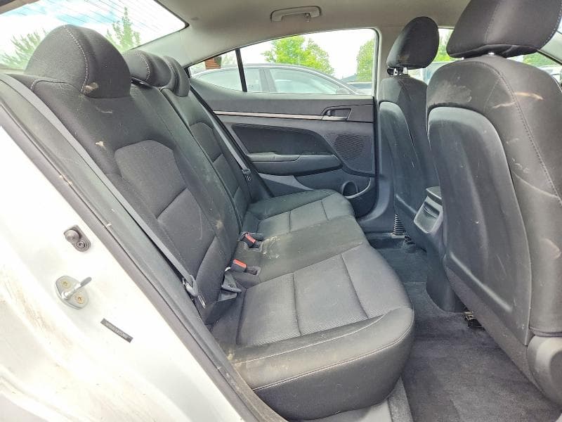 2018 HYUNDAI ELANTRA SEL 10