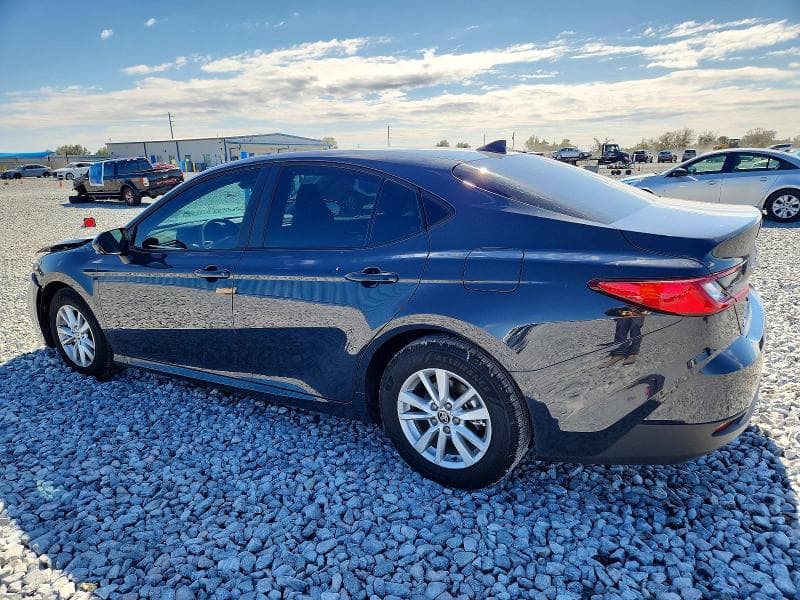 2026 TOYOTA CAMRY LE 2