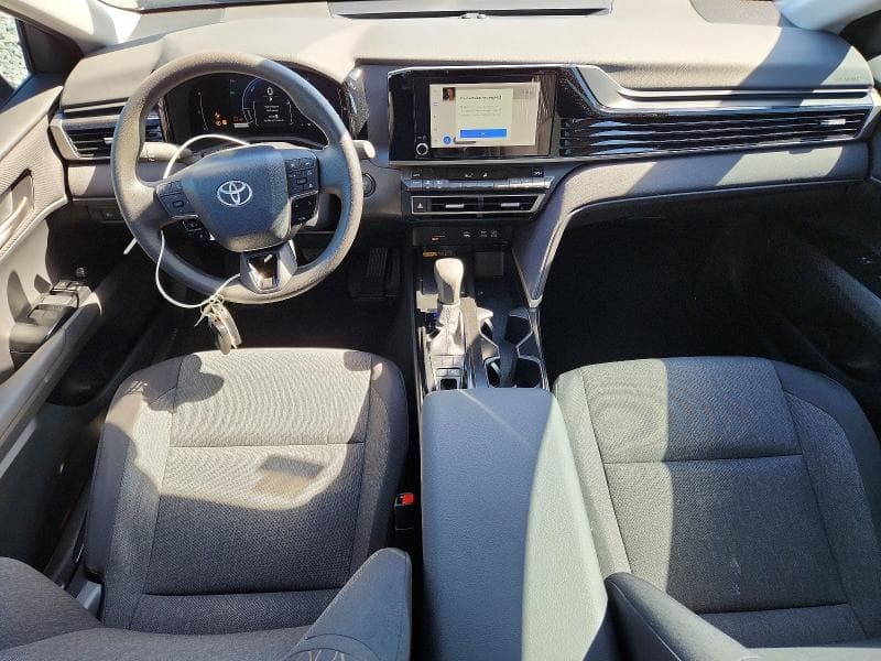 2026 TOYOTA CAMRY LE 8