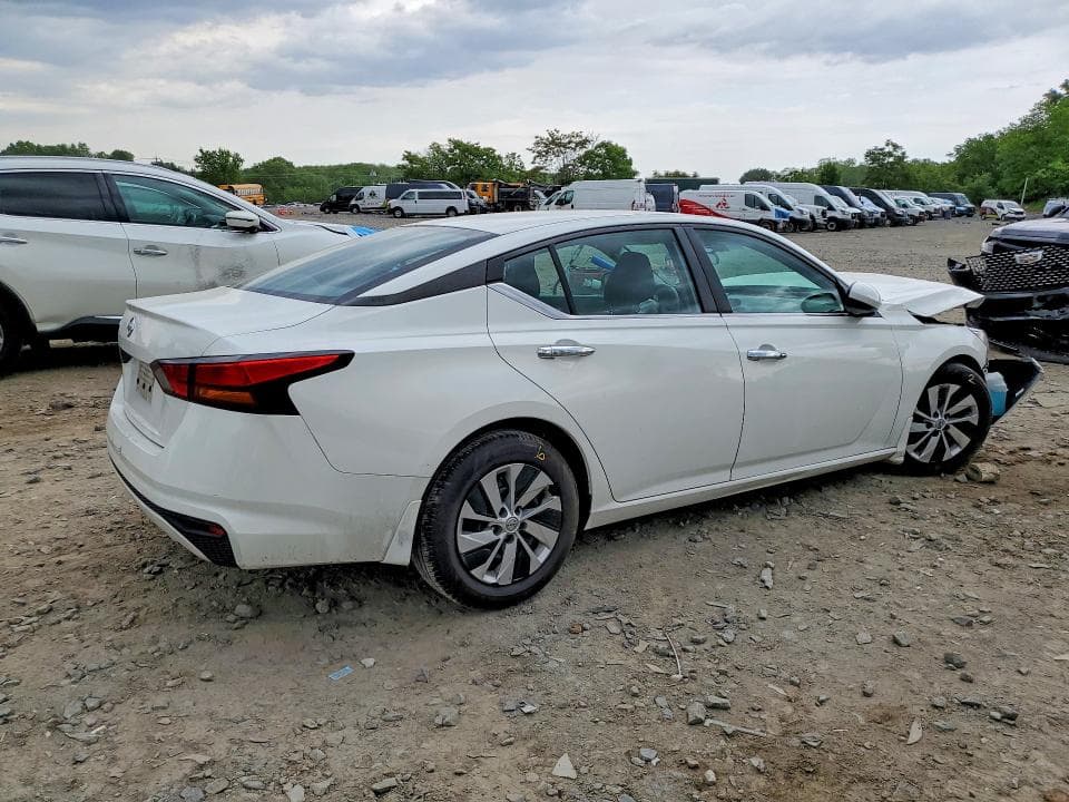2021 NISSAN ALTIMA S 3