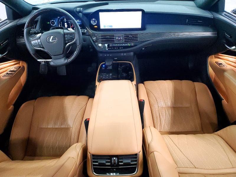 2024 LEXUS LS 500 8