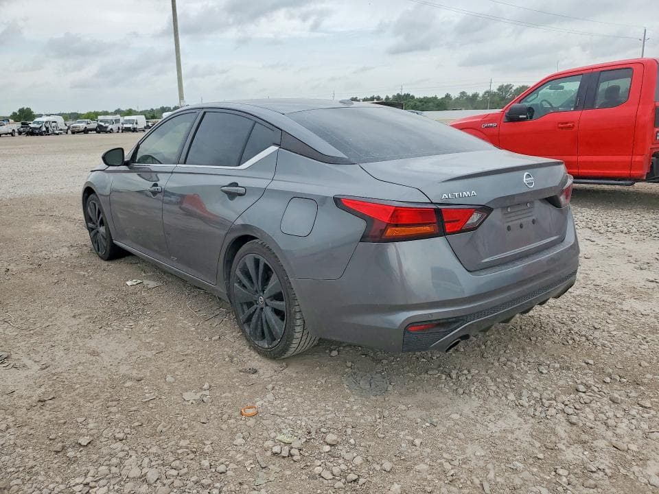2022 NISSAN ALTIMA SR SR 2