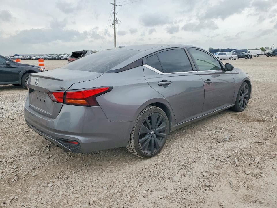 2022 NISSAN ALTIMA SR SR 3