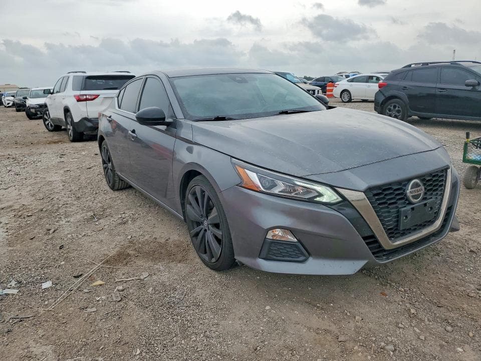 2022 NISSAN ALTIMA SR SR 4