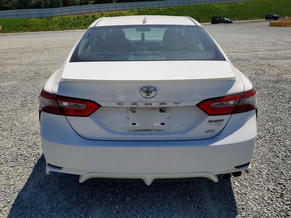 2019 TOYOTA CAMRY SE SE 6