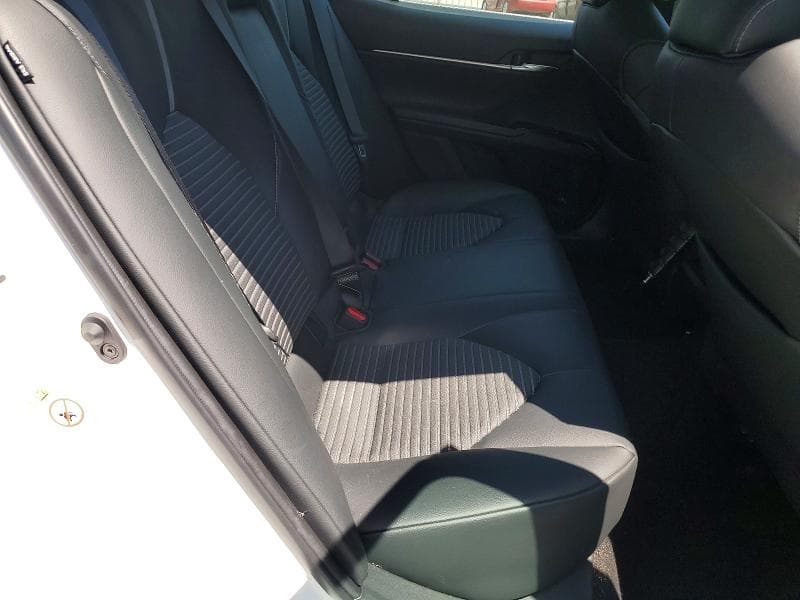 2019 TOYOTA CAMRY SE SE 10