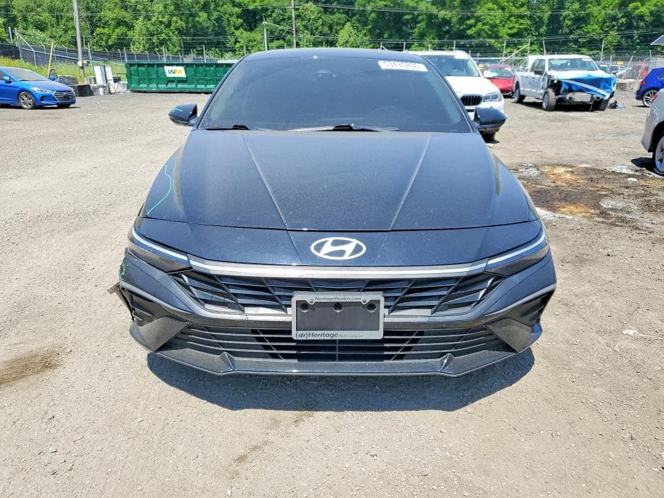 2024 HYUNDAI ELANTRA SEL SEL 5