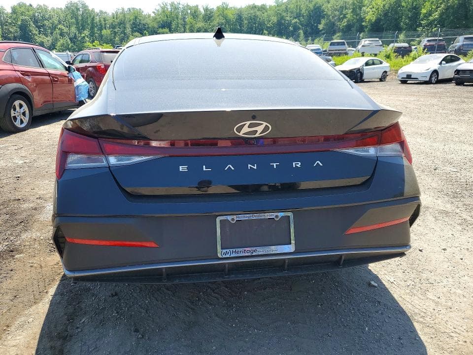 2024 HYUNDAI ELANTRA SEL SEL 6