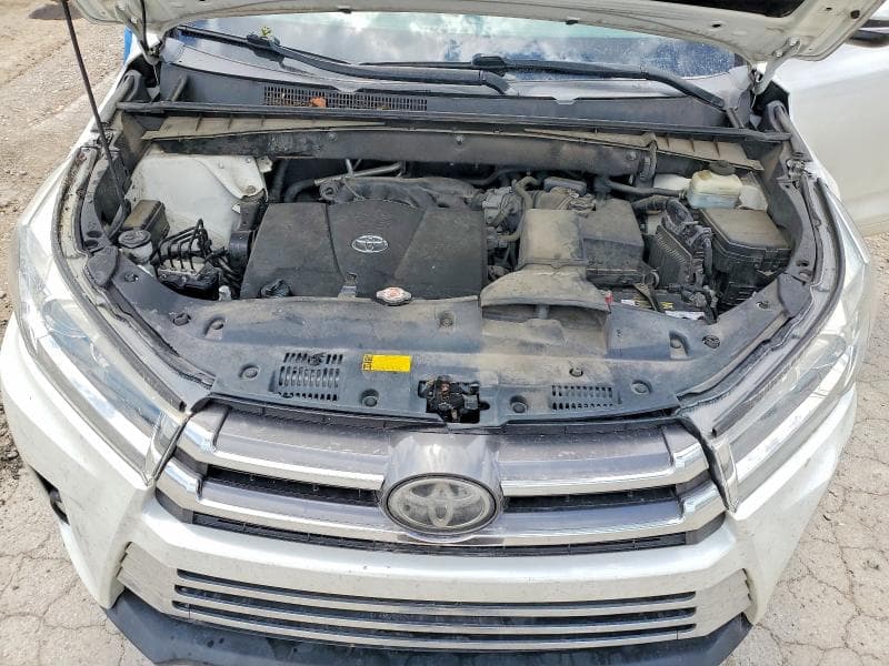 2018 TOYOTA HIGHLANDER LIMITED LIMITED 12