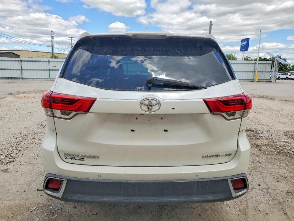 2018 TOYOTA HIGHLANDER LIMITED LIMITED 6