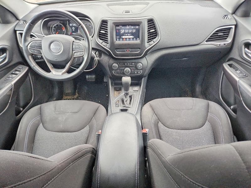 2019 JEEP CHEROKEE 8