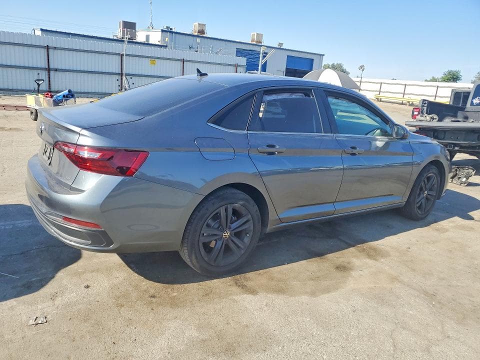 2024 VOLKSWAGEN JETTA SE 3