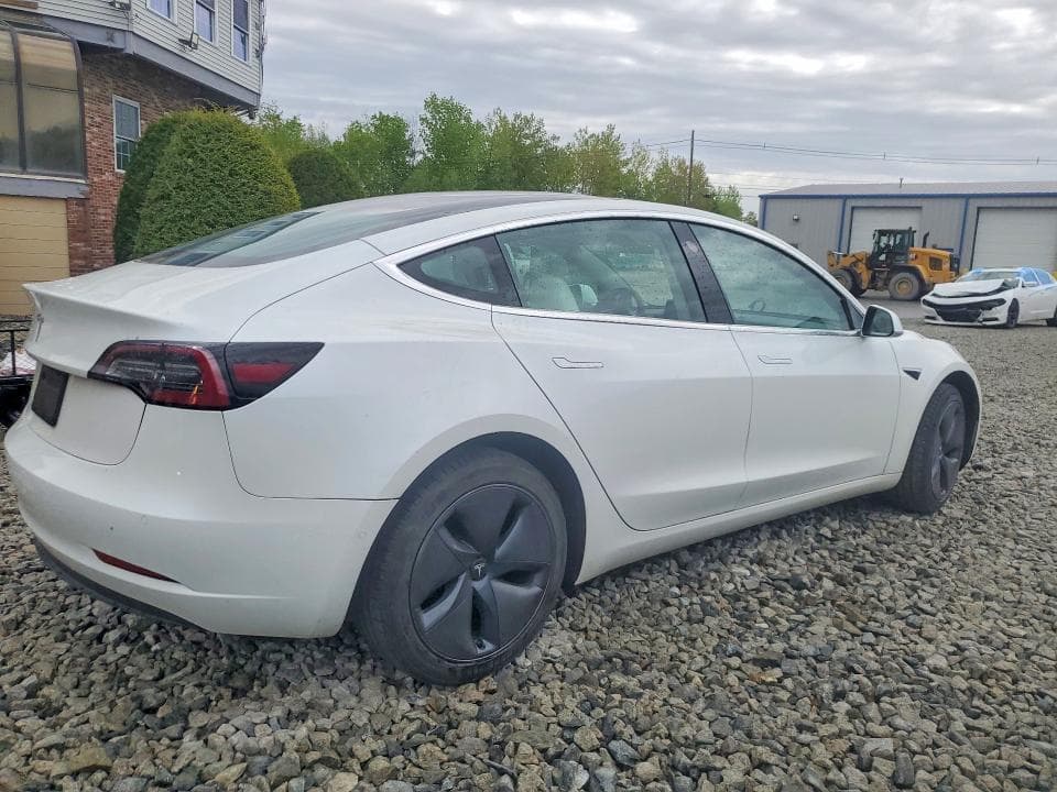 2020 TESLA MODEL 3 3