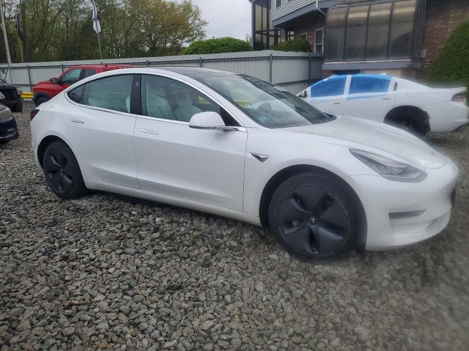 2020 TESLA MODEL 3 4