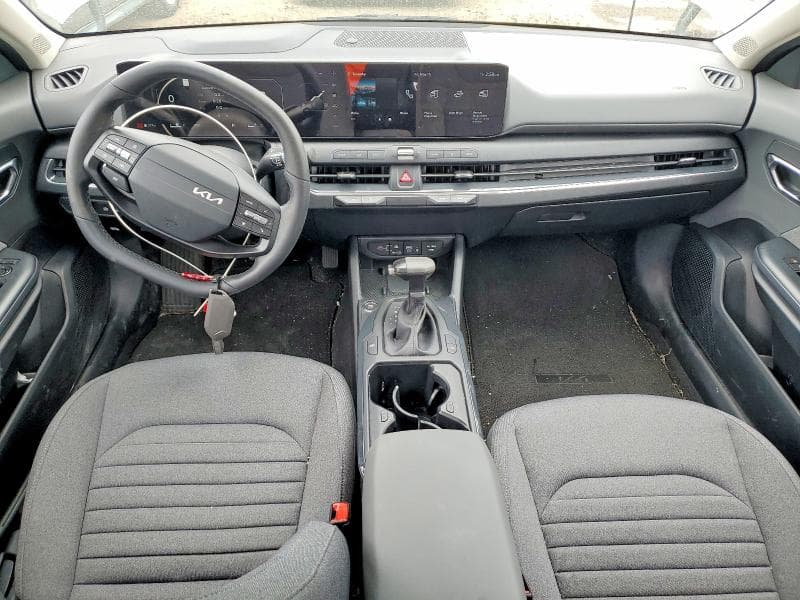2025 KIA K4 EX 8