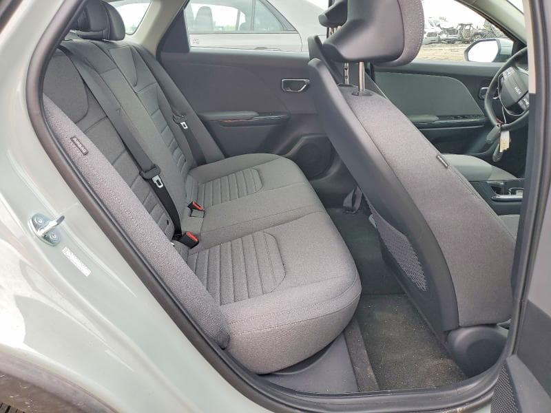 2025 KIA K4 EX 10